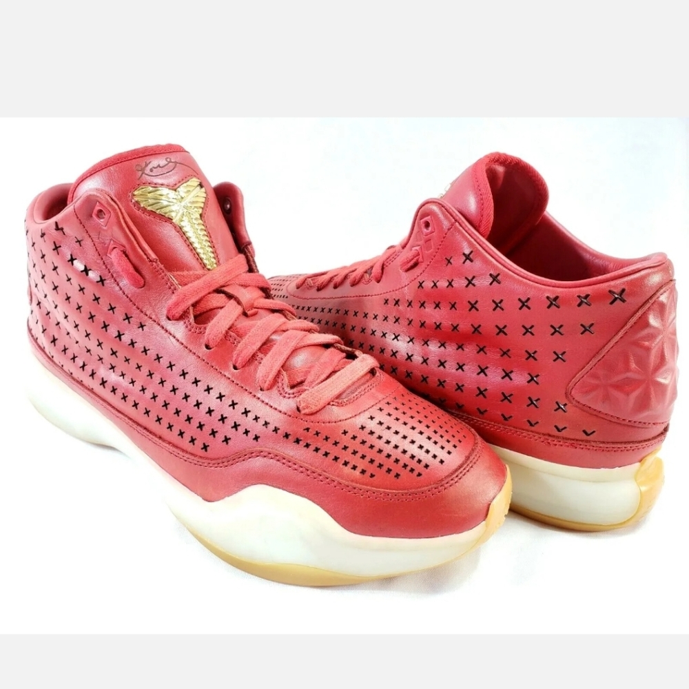 NIKE Kobe X Mid EXT 2015 Sz 14 University Red/Metallic Gold 802366-600